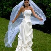 SHIP FROM NY - 1 Tier or 2 Tier White / Off White Cathedral Wedding Veil with Pearl accented comb